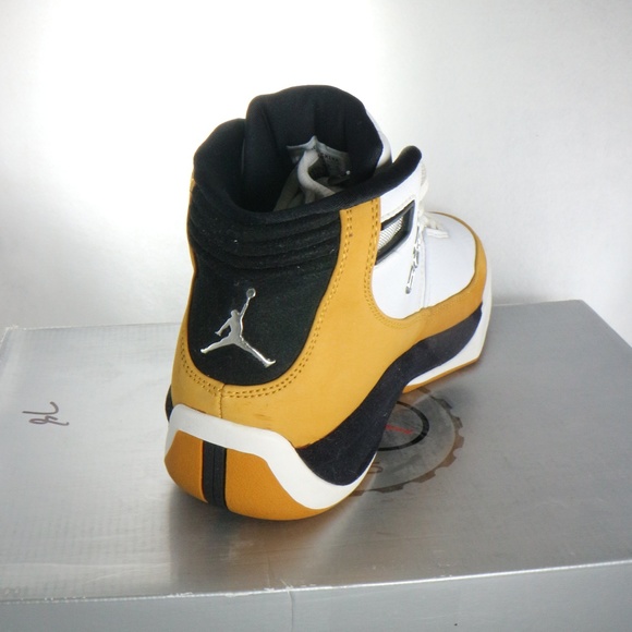 RARE AIR JORDAN Work'm White Chutney Tan Sneakers Sz 7 US Men - Picture 5 of 8